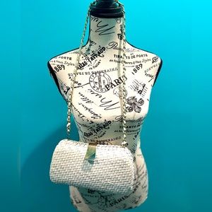 White wicker handbag